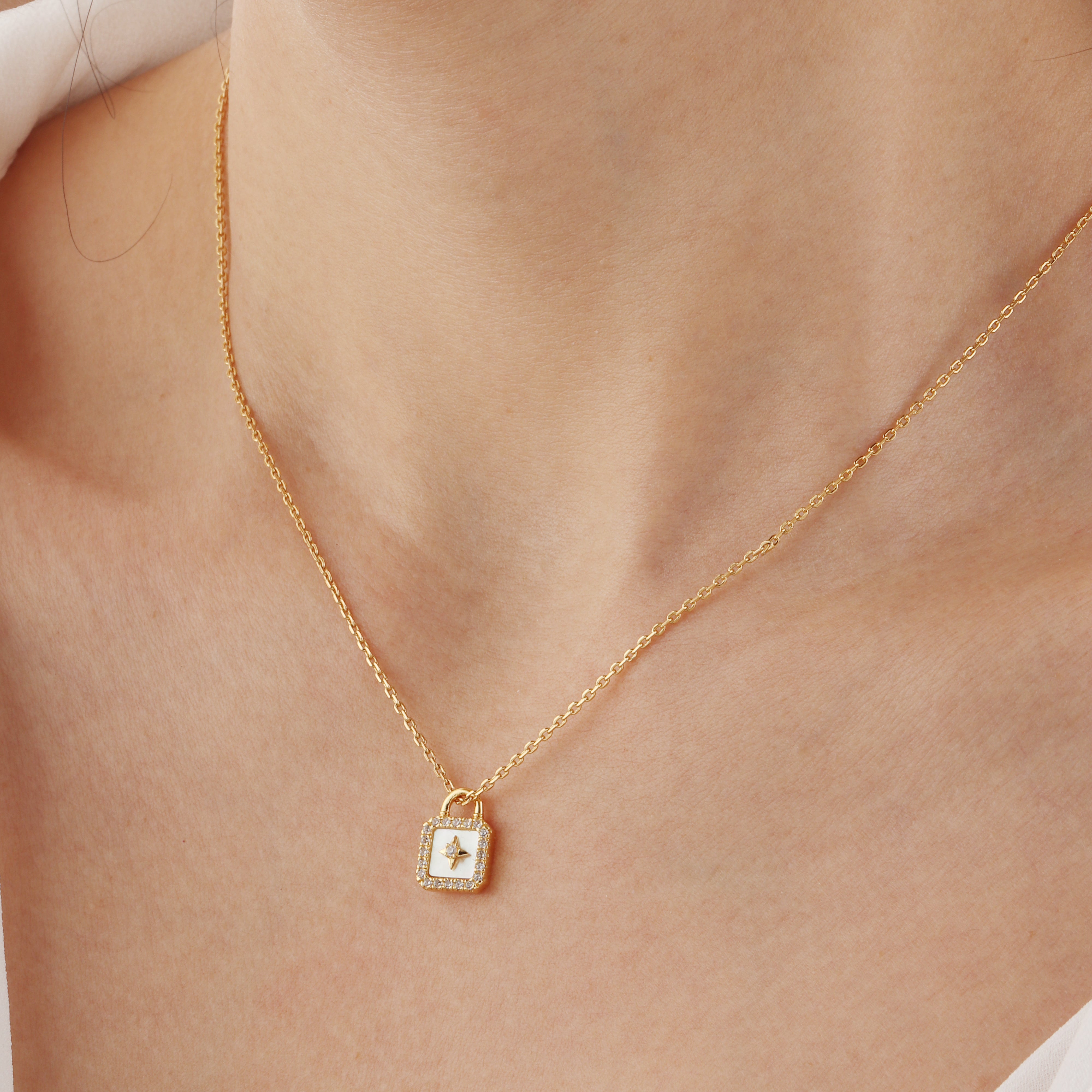★VINTAGE HOLLYWOOD★ Porte Love Lock Necklace VINTAGE HOLLYWOOD】Porte Key Love Lock Necklace Personalised